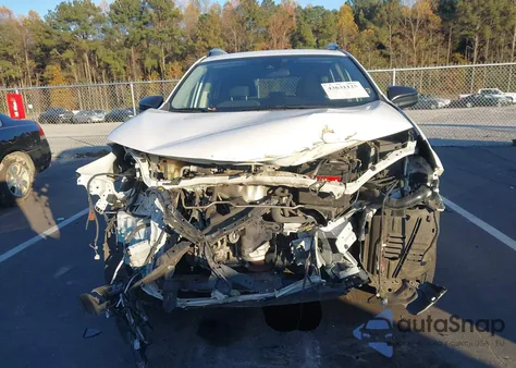 2018 Toyota Rav4 Le z USA, uszkodzony, nr VIN JTMZFREV9JJ160288